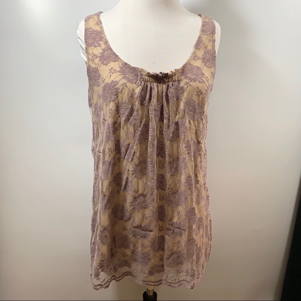 CAbi purple lace layered tank top size M.